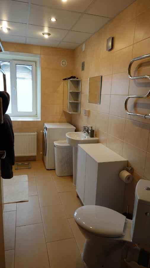 Cozy Telliskivi Apartment Near City Centre Tallinn Exterior photo